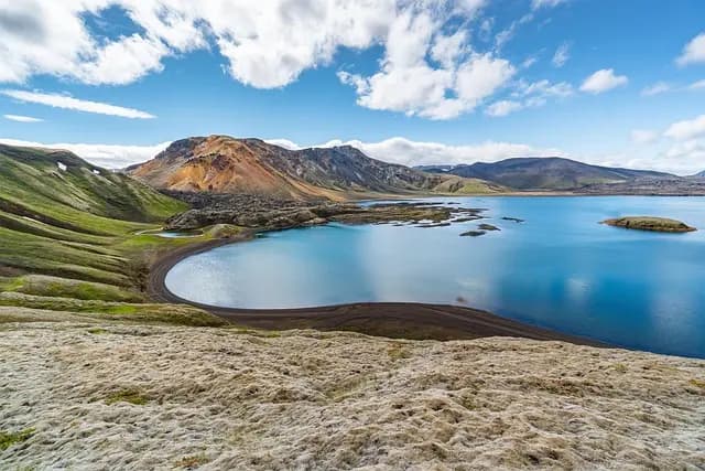 Les meilleures destinations insolites à découvrir pour un voyage inoubliable