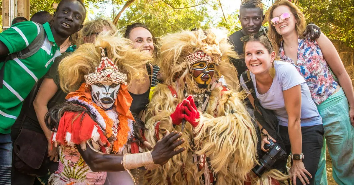 Comment vivre une expérience culturelle inoubliable en voyage